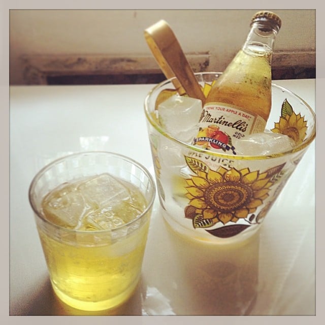 Morning – Sparkling Apple Juice & Vintage Sunflower Ice Bowl