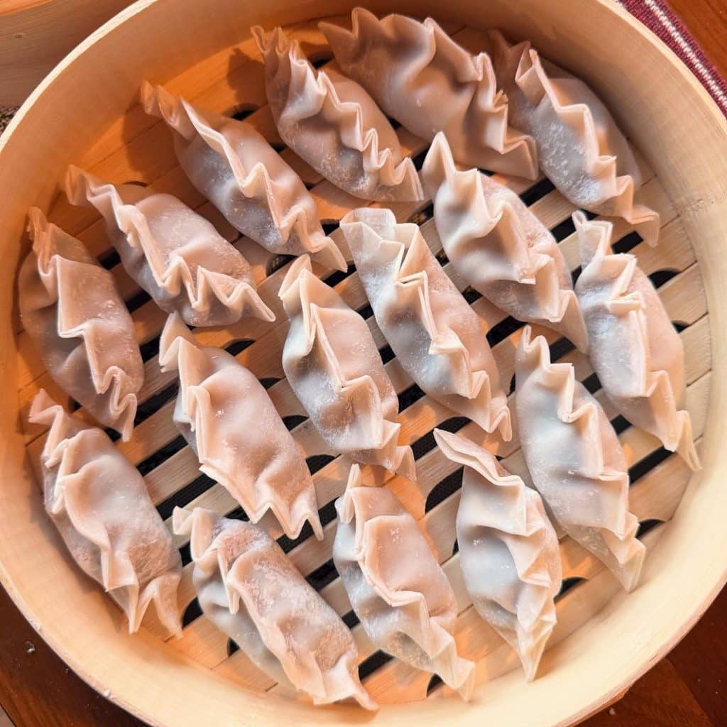 Dumplings in Bamboo Steamer